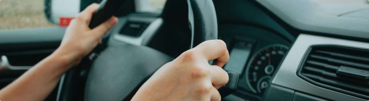 obtenez un devis personnalisé pour votre assurance voiture sans permis en quelques clics. comparez les meilleures offres et choisissez la couverture qui vous convient le mieux, tout en assurant votre tranquillité d'esprit sur la route.