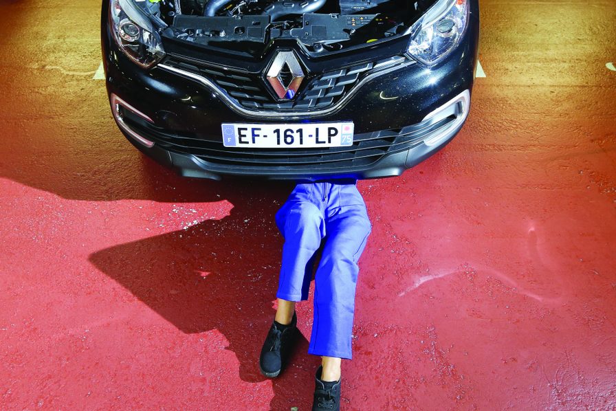 découvrez les différentes formes de fraude à l'assurance auto, ses conséquences juridiques et financières, ainsi que des conseils pour prévenir et signaler des abus. protégez vos droits et votre sécurité sur la route.