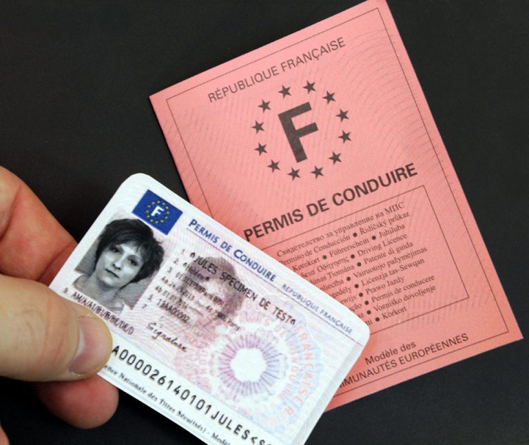 découvrez tout ce qu'il faut savoir sur le permis 2025 : nouvelles réglementations, conseils pratiques, et astuces pour réussir votre examen et obtenir votre permis de conduire en toute sérénité.