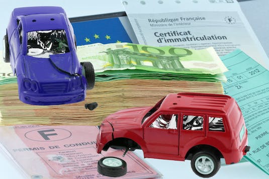 découvrez notre assurance auto sans carte, une solution simple et rapide pour protéger votre véhicule entièrement en ligne. profitez d'une couverture adaptée à vos besoins sans les contraintes administratives habituelles.