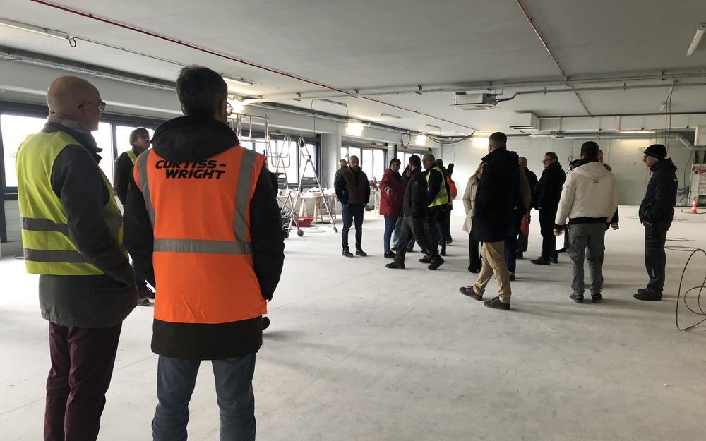 découvrez la nouvelle réalité professionnelle des salariés contraints de dormir dans leur voiture, un phénomène révélant les défis économiques et sociaux actuels.